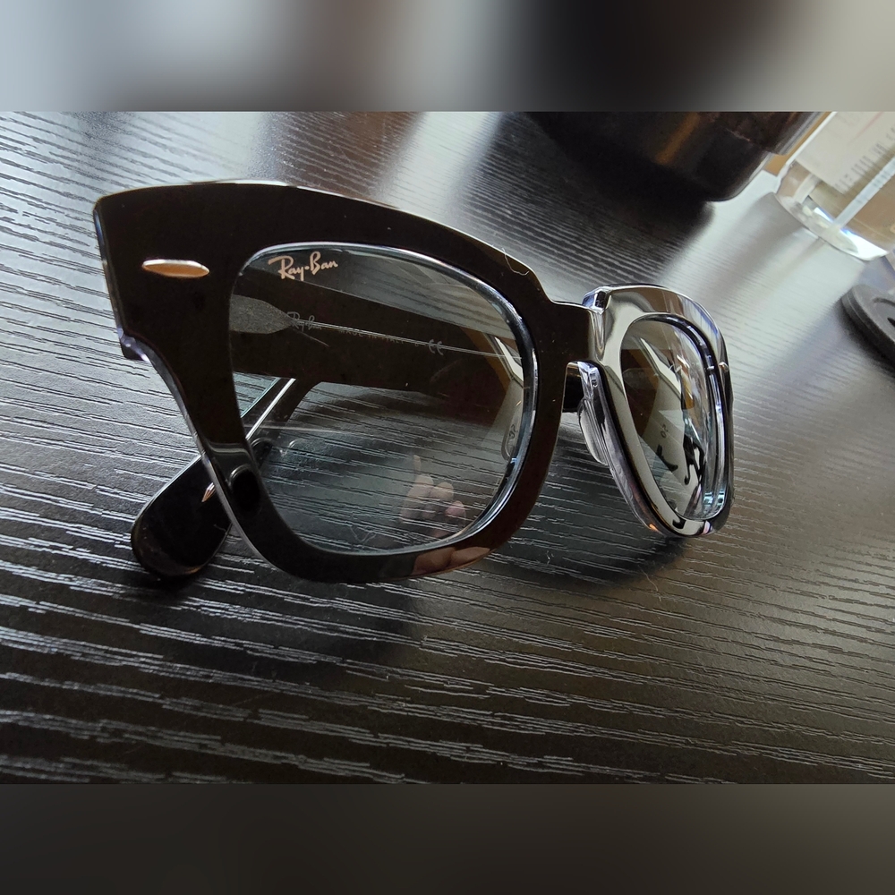 Ray-Ban State Street Sunglasses -RB2186 - Picture 3 of 9